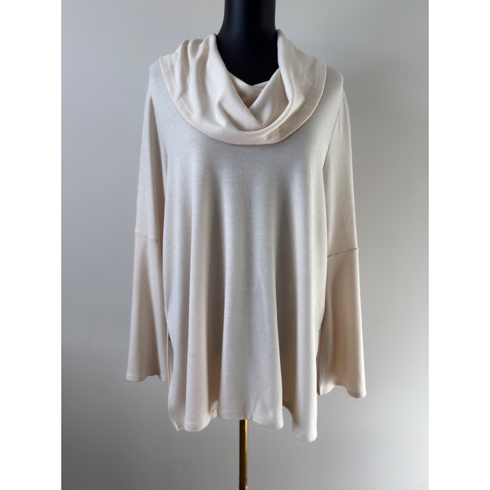 Karen Kane Cream Cowl Neck Bell Sleeve Tunic Top Plus Size 1X Made in USA